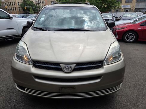 Used 2004 Toyota Sienna LE FWD image 5
