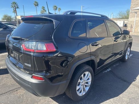 Used 2020 Jeep Cherokee Latitude image 5