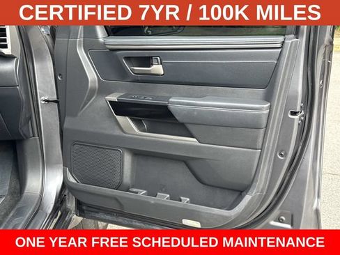 Used 2024 Toyota Tundra Limited AWD/4WD image 8