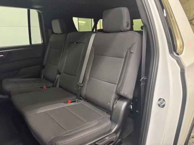Used 2026 Chevrolet Suburban LS AWD/4WD image 23