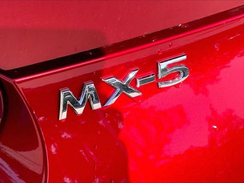 New 2026 MAZDA MX-5 Miata RF Grand Touring RWD image 15