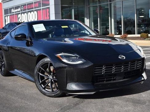 Certified 2024 Nissan Z Performance w/ Floor Mat Package image 2