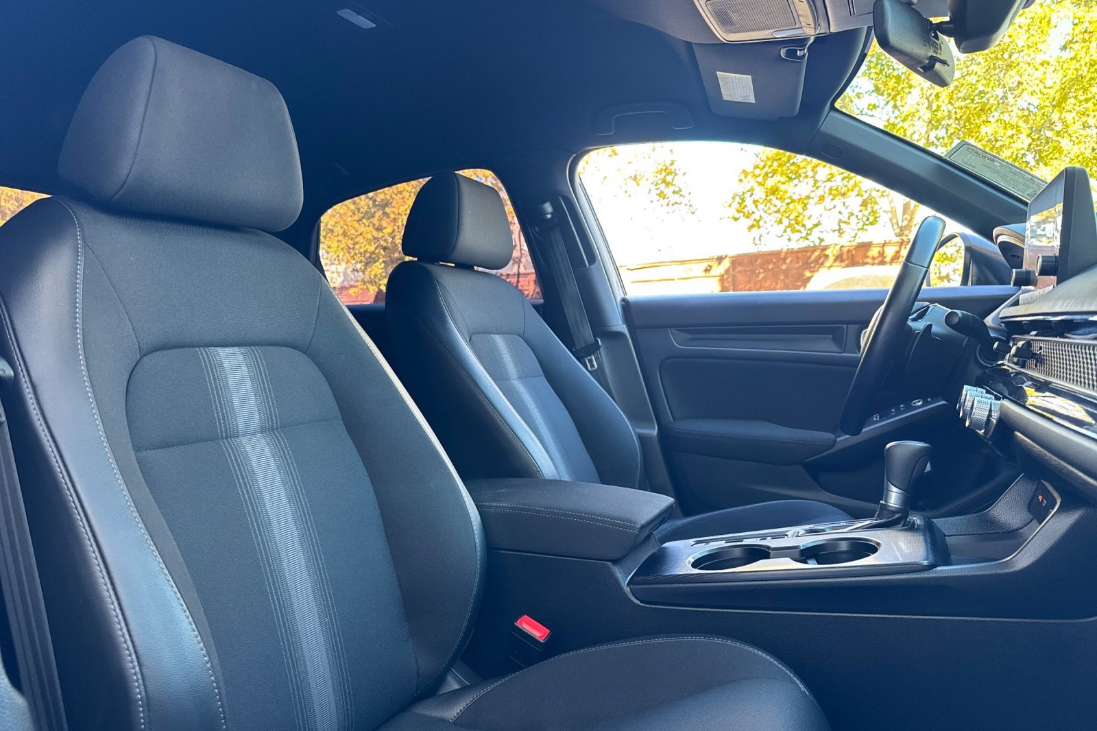 Used 2024 Honda Civic Sport image 25
