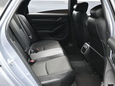 Used 2021 Honda Accord Sport image 32