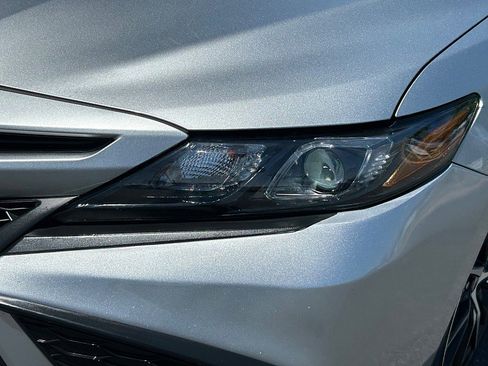 Used 2023 Toyota Camry SE FWD image 15