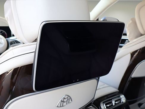 Used 2024 Mercedes-Benz Maybach S 680 4MATIC image 15