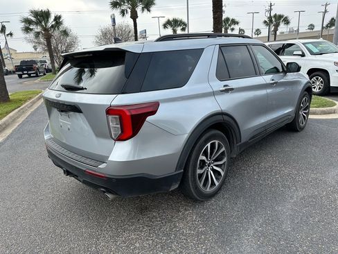 Used 2022 Ford Explorer ST-Line w/ Class IV Trailer Tow Package image 5