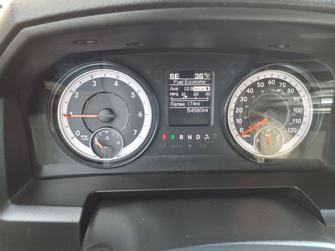 Used 2024 RAM 1500 Classic SLT image 17