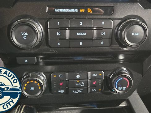 Used 2016 Ford F150 XLT w/ Equipment Group 302A Luxury AWD/4WD image 16