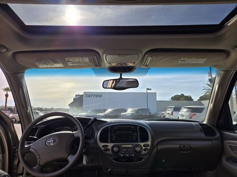 Used 2005 Toyota Sequoia Limited image 12