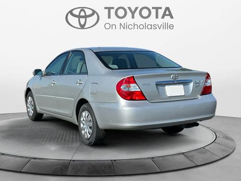 Used 2004 Toyota Camry LE FWD image 4