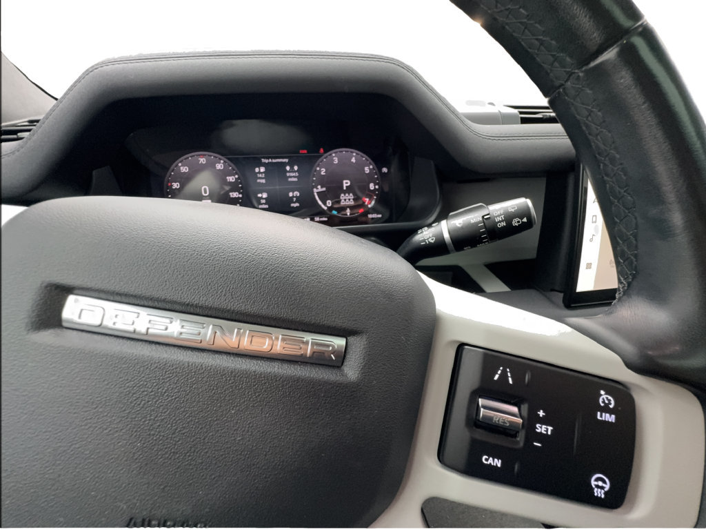 Used 2023 Land Rover Defender 130 SE AWD/4WD image 45