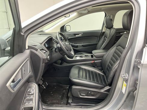 Used 2024 Ford Edge SEL w/ Convenience Package AWD/4WD image 3