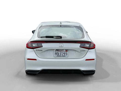 Used 2022 Honda Civic Sport image 4