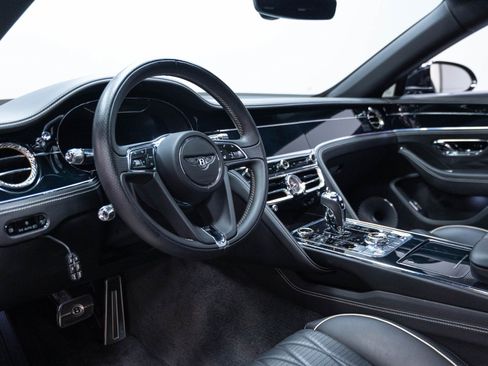 Used 2020 Bentley Flying Spur W12 AWD/4WD image 18