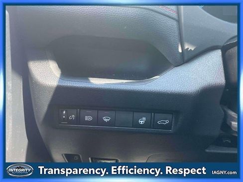 Used 2021 Toyota RAV4 SE image 21