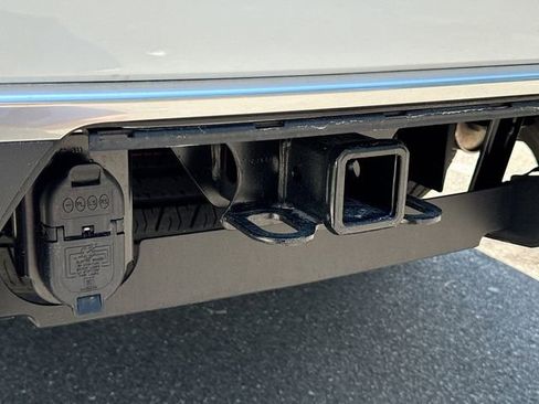 Used 2024 Chevrolet Suburban High Country w/ Advanced Technology Package AWD/4WD image 52
