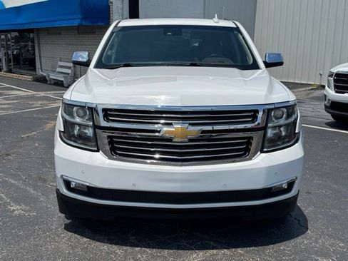 Used 2017 Chevrolet Suburban Premier AWD/4WD image 2