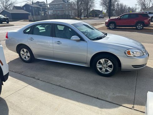 Used 2012 Chevrolet Impala LS FWD image 5