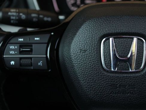 Used 2024 Honda Pilot Touring image 38