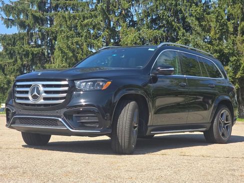 Certified 2024 Mercedes-Benz GLS 450 4MATIC image 13