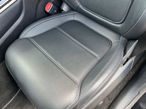 Certified 2023 Mercedes-Benz GLC 300 4MATIC image 16