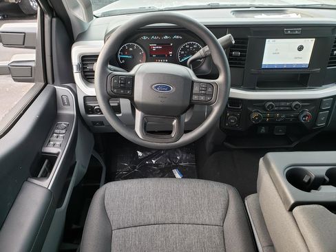 New 2026 Ford F250 XL w/ STX Appearance Package AWD/4WD image 9
