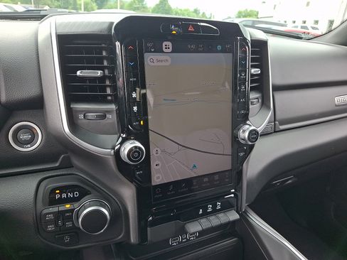 Used 2025 RAM 1500 Big Horn AWD/4WD image 16