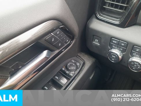 Used 2024 GMC Sierra 2500 AT4 AWD/4WD image 30