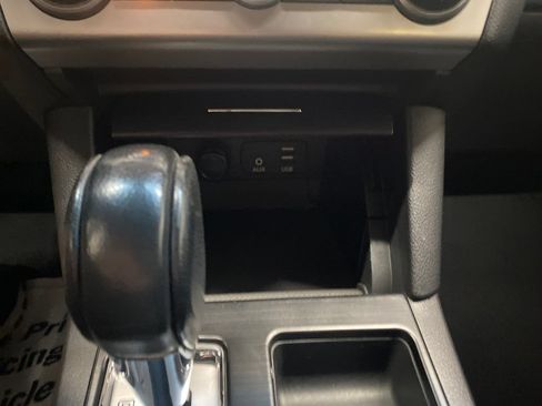 Used 2015 Subaru Outback 2.5i Premium AWD/4WD image 19