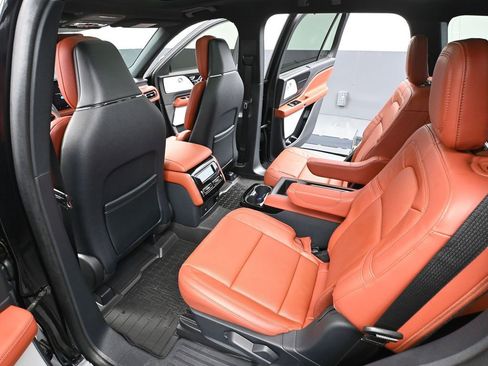 Used 2025 Lincoln Aviator Reserve w/ Equipment Group 201A image 42