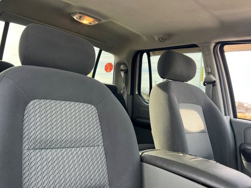 Used 2003 Ford Explorer Sport Trac XLT image 13