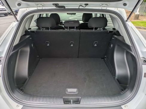 Used 2025 Hyundai Kona SEL AWD/4WD image 13