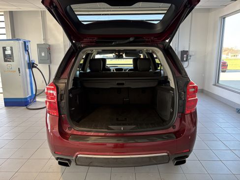 Used 2016 Chevrolet Equinox LTZ w/ Enhanced Convenience Package image 5