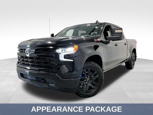 Used 2024 Chevrolet Silverado 1500 RST w/ Z71 Off-Road Package AWD/4WD image 4