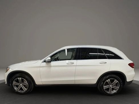 Used 2017 Mercedes-Benz GLC 300 4MATIC image 5