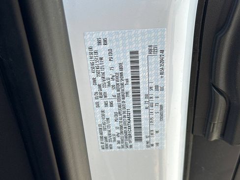 New 2026 Ford Transit 250 148 Medium Roof w/ Load Area Protection Package RWD image 27