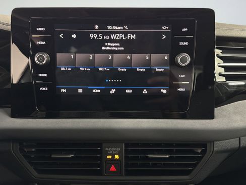 New 2026 Volkswagen Jetta SE image 25