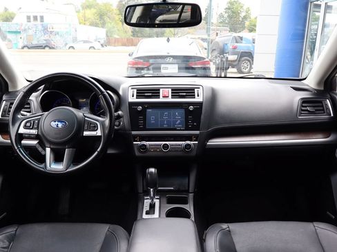 Used 2017 Subaru Outback 2.5i Limited w/ Popular Package #5 AWD/4WD image 12