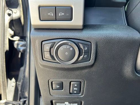Used 2021 Ford F350 Lariat AWD/4WD image 35
