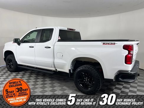 Used 2020 Chevrolet Silverado 1500 Custom Trail Boss w/ Custom Convenience Package AWD/4WD image 9