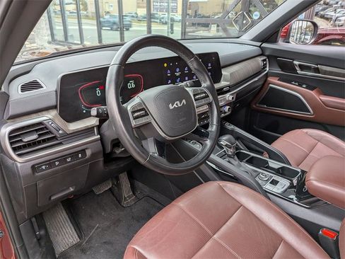 Used 2023 Kia Telluride EX image 13