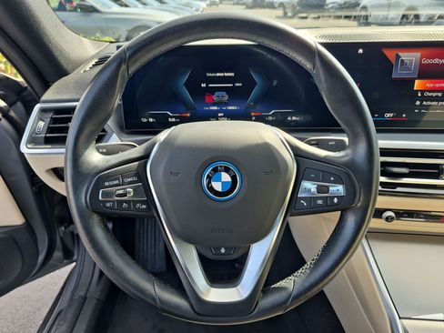 Used 2023 BMW i4 eDrive35 w/ Premium Package RWD image 18
