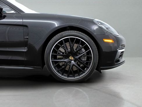 Used 2020 Porsche Panamera 4 AWD/4WD image 41