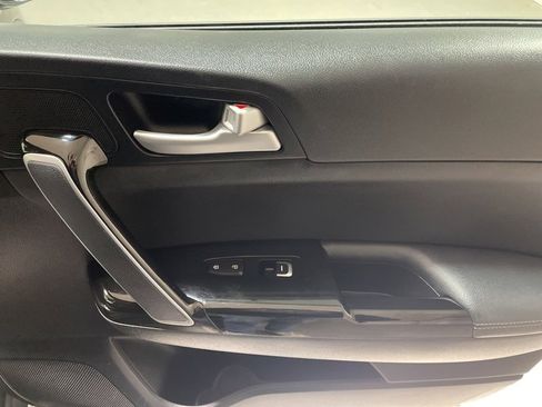 Used 2020 Kia Sportage EX image 15