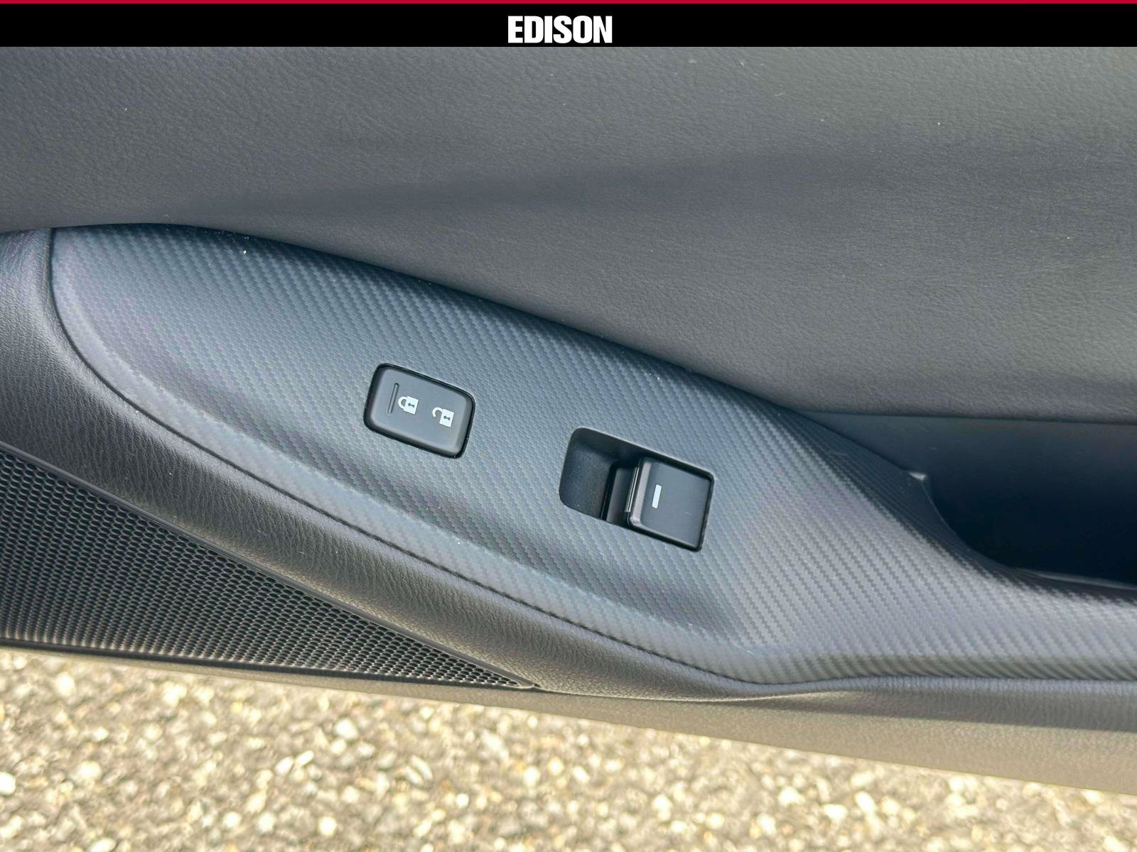 Used 2025 MAZDA MX-5 Miata RF Grand Touring RWD image 10