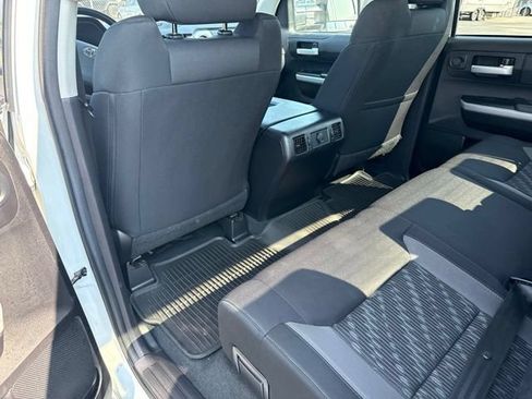 Used 2020 Toyota Tundra SR5 w/ SR5 Upgrade Package AWD/4WD image 21
