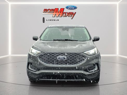 Certified 2024 Ford Edge SEL image 2