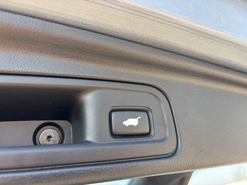 Used 2022 Honda Pilot Special Edition image 11