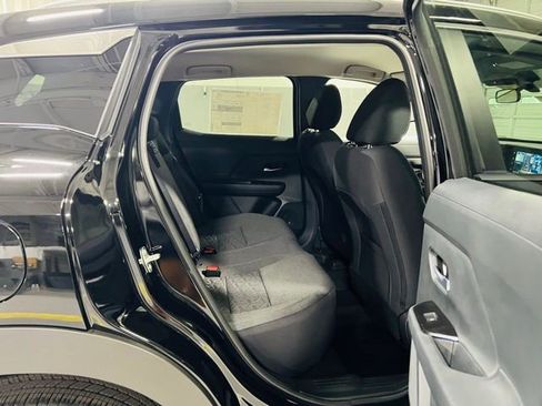 New 2026 Nissan Kicks SV FWD image 27